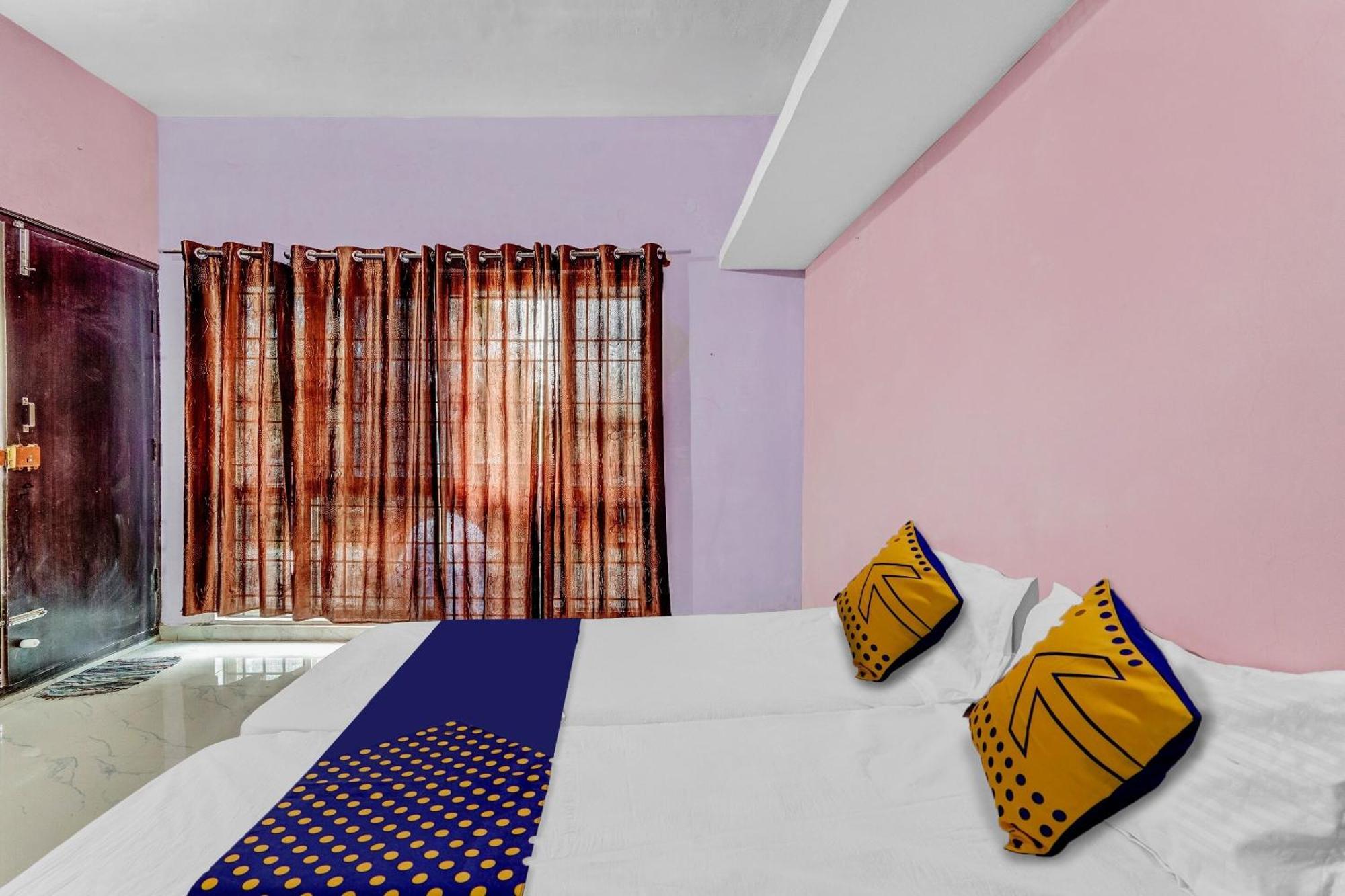 Hotel O Suhas Residency Májszúr Kültér fotó