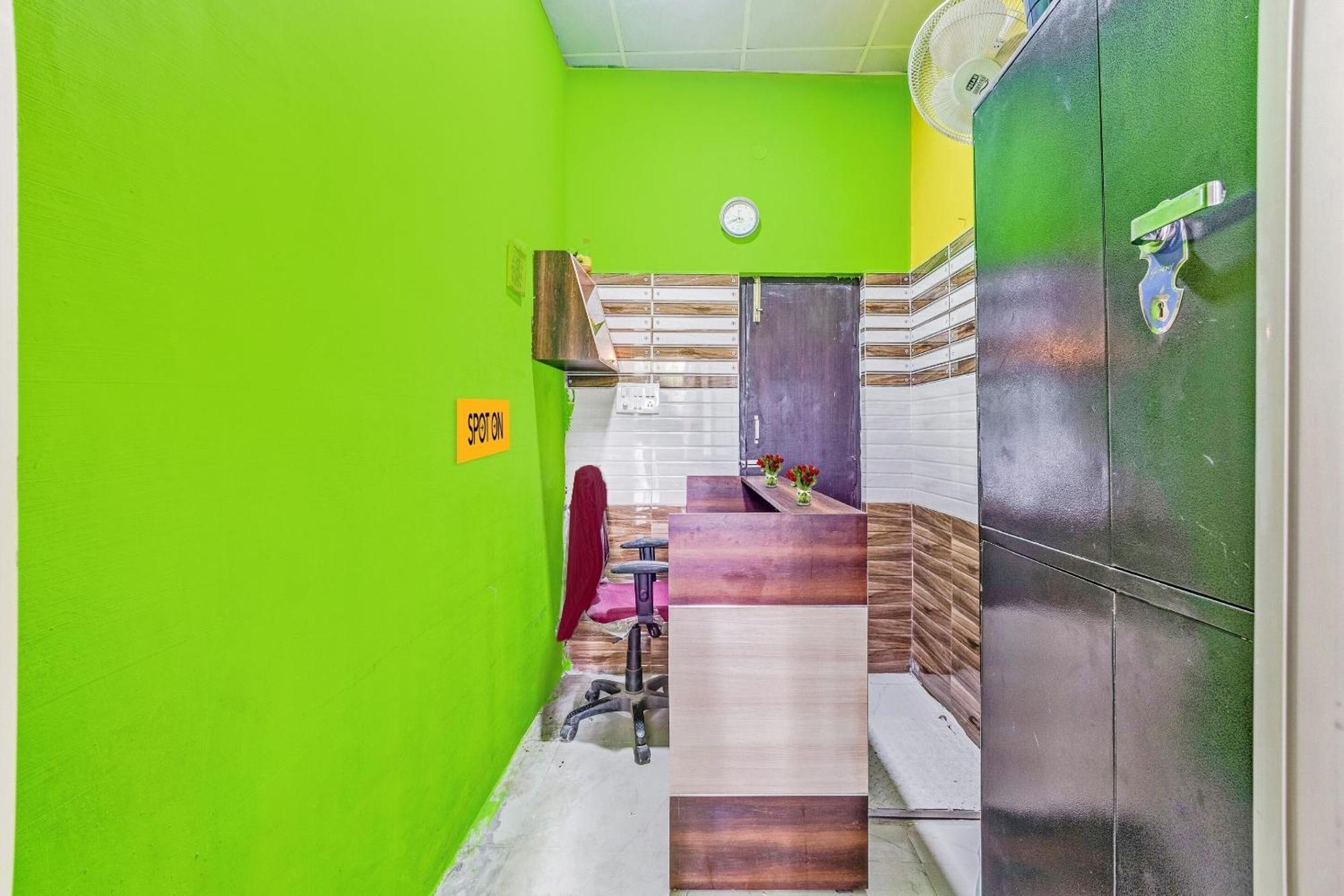 Hotel O Suhas Residency Májszúr Kültér fotó
